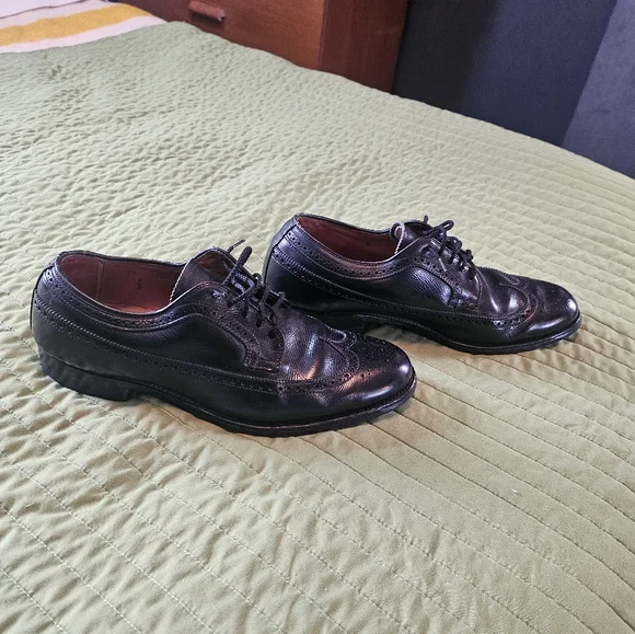 Alden Brogue Wingtip - Picture 16 of 17